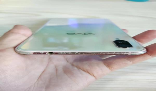 和平精英免费开挂手机版vivo（和平精英免费外挂脚本）